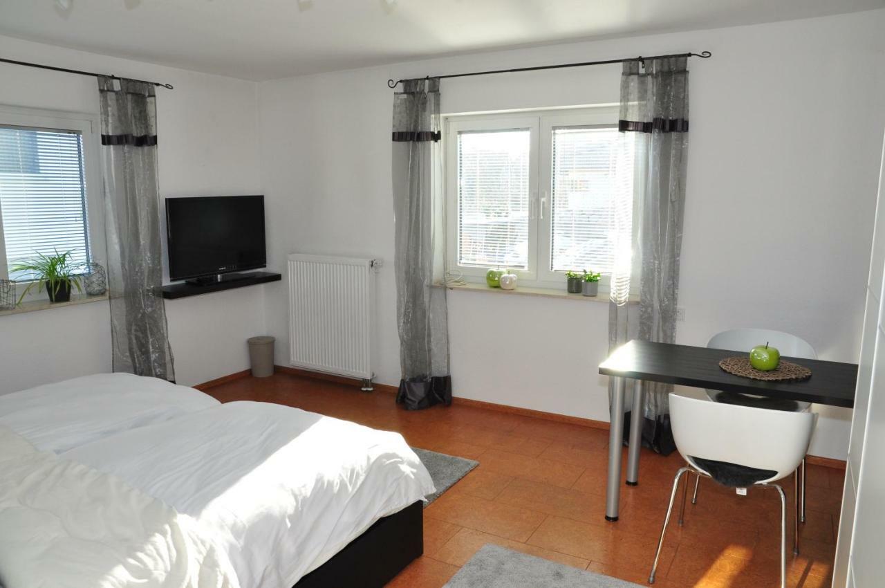 N37 -Modern Eingerichtete Zimmer In Ruhiger Lage Aldingen  Exterior photo